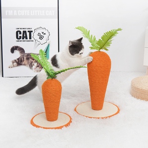Large sisal cat scratching post carrot-shaped clawing toy